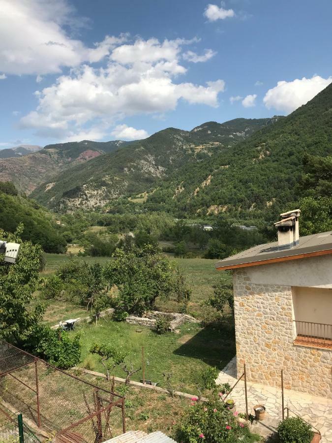 Gite De La Fontaine Gorges De ダリュイ エクステリア 写真